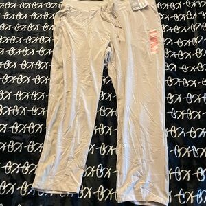 Berkley Jensen Women’s Pintuck Woven Pant